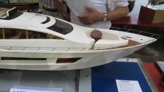 Le mega yacht Lazzara LSX 92 de Bernard  MCCR 2015 RC  Modélisme naval radiocommandé [upl. by Adnohsel]