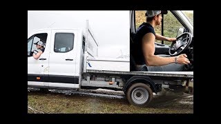 camion benne qui patine dans la boue embourbé enlisé stuck truck spin tires mud [upl. by Anaeg]