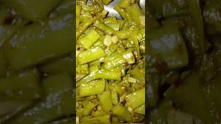 quotGawar Ki Phali Lovers Raise Your Handsquot A Delicious Treat Awaitsquotyoutubeshorts [upl. by Anaib]