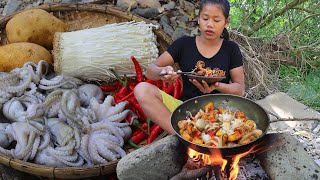 Octopus curry spicy with Mushroom amp potato for Lunch ideas  Cooking Octopus for Eating delicious [upl. by Ennaillek333]