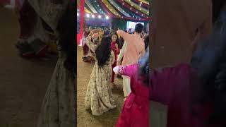 Tari madh mithi madh mithi bate  Navratri garba Gujrat vihar delhi dandia steps [upl. by Pollyanna789]