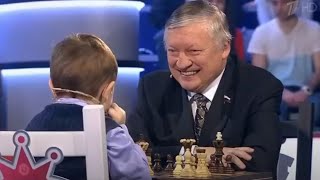 👉 Anatoly Karpov recibe una paliza de Misha Osipov en Ajedrez [upl. by Eneloj320]