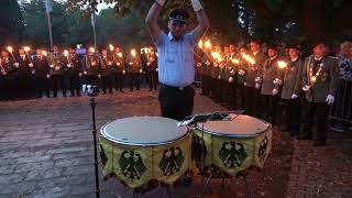 Schützenfest in der Zollfeste Zons Der große Zapfenstreich [upl. by Anitnauq136]