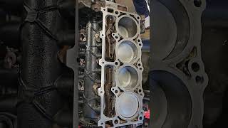 57L V8 Hemi Engine Turning motor satisfying [upl. by Eph]