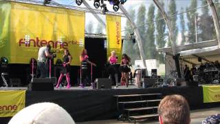 Queensberry Live  Too Young auf der IFA 2010 [upl. by Keelby115]