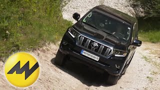 OffroadTraining im Toyota Landcruiser Prado J15  Der letzte wahre Geländewagen  Motorvision [upl. by Silevi714]