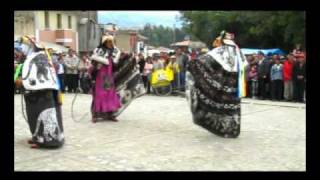 PELEAS RITUALES HUACONES PERU [upl. by Kuska]