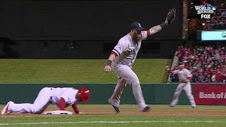 Uehara picks off Wong for final out [upl. by Ocisnarf]