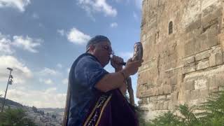 Robert Weinger Blowing Hatikva on the Shofar [upl. by Akemahs68]