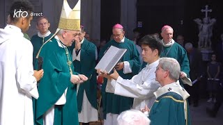 Imposition du pallium à Mgr Laurent Ulrich en léglise SaintGermain lAuxerrois [upl. by Carlynne932]