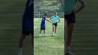 Las redes sociales de un equipo durante el entreno⚽️ shorts viral [upl. by Eillime]