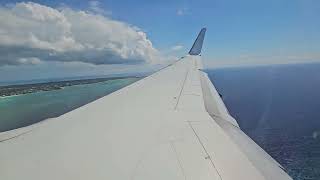 Bahamasair 737700 Fast Landing into Nassau With Great Braking Action [upl. by Ysabel]