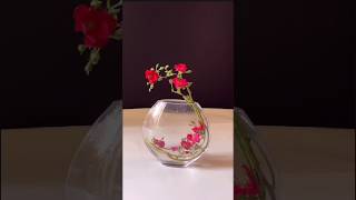 Garden Rose in a Clear Glass Vase 花藝 [upl. by Ambrogino]