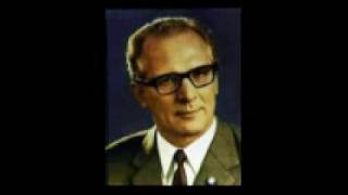 Erich Honecker zur Beatmusik von DT64 [upl. by Ahtaga]