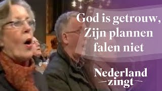 God is getrouw Zijn plannen falen niet [upl. by Pallas]