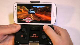 The Moga Android Gaming Controller  Up Close Look [upl. by Gnaoh]