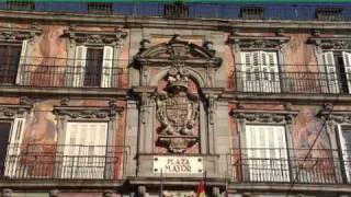 Básicos de Madrid Plaza Mayor [upl. by Salchunas692]