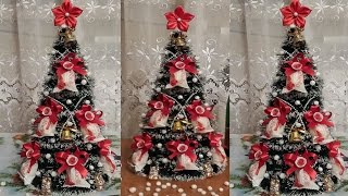 Ёлка из мишуры и конфет Рафаэлло Christmas Tree of Clinquant and Candies quotRaffaelloquot [upl. by Tonnie]