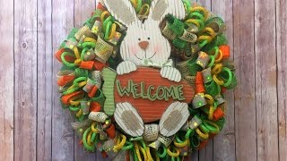 Easy Loopy Loop Wreath Tutorial ribbon mesh and tubing [upl. by Agee]