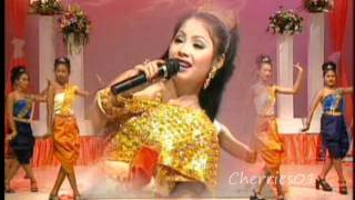 Royal MTV DVD 02  Touch Sreynich  Preah Thorng Neang Nek [upl. by Tristas]