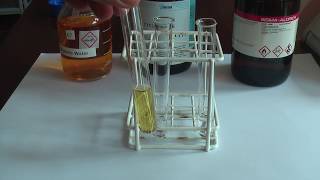 Comparison of the reaction of alkanes and alkenes with bromine water [upl. by Ykcim]