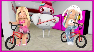 HELLO KİTTY VE MY MELODY BİZİ KANDIRDI 😱 MY MELODYS PRISON RUN OBBY [upl. by Tallu]