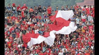 Sang Merah Putih Terbalik Tak Menyurutkan Fans Beri Dukungan di Stadion Selayang [upl. by Mar]