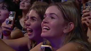 Marshmello é o Shawn mendes Na premiação MMVAs [upl. by Acenahs]