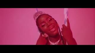 Darina Victry  Laisse moi taimer clip Officiel [upl. by Aneehsat]