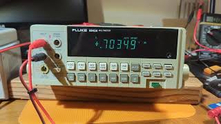 Fluke 8842A multimeter AC RMS voltage measurements and bandwidth limits [upl. by Esilegna968]