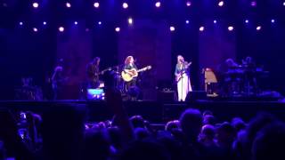 Bonnie Raitt Susan Tedeschi Derek Trucks  Angel From Montgomery [upl. by Alexandrina]