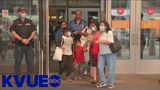 Second bus of migrants arrive in NYC from Texas border  KVUE [upl. by Henrietta]