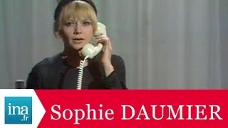 Sophie Daumier quotSOS amitiéquot  Archive INA [upl. by Jamel]