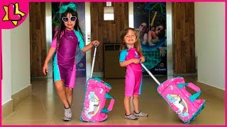 VLOG DA MINHA VIAGEM DE FÉRIAS PARA O PARQUE AQUÁTICO  Jéssica Godar e Laurinha e Helena [upl. by Nikki]