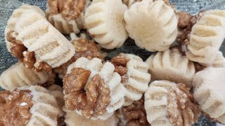 Hlou louz  gâteaux aux amandes décorés avec des noix 😍 [upl. by Akira]