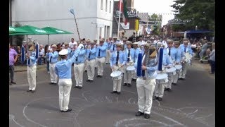 Schützenfest in Holzheim 2019 Teil 01 Aufmarsch zur Königsparade [upl. by Anorahs]