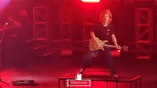 Kanzen kankaku Dreamer 🎸 TORU fancam  ONE OK ROCK [upl. by Ark]