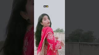 Kyon aage piche dolte Ho bhanwaron ki tarah ishaofficial j2e dance trandingshorts [upl. by Yla836]