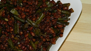 Payar upperiAchinga MezhukkupurattiLong beans stir fry [upl. by Galliett]