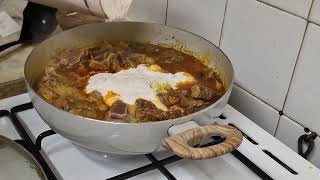 easy method to prepare egusi soup and pounded yam [upl. by Llenrev]