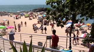 Guarapari encanta os turistas [upl. by Arobed]