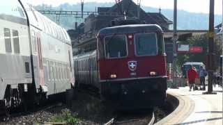 Re 44 in Brugg mit Interregio nach Zürich [upl. by Kahle271]