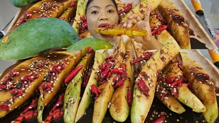 SPICY SOUR GREEN GIANT MANGO WITH ALAMANG BAGOONG PLARA FISH SAUCE MUKBANG [upl. by Seldun]