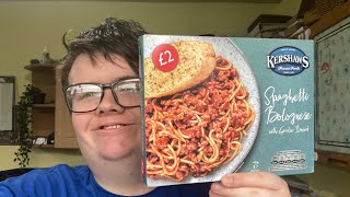 SPAGHETTI BOLOGNAISE with GARLIC BREAD  Food Review  KERSHAWS  Never Seen This Before  FARMFOODS [upl. by Nerradal446]