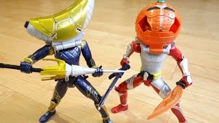 バナナオレンジだ！鎧武とバロンの鎧を着せ替え レビュー！ACアームズチェンジシリーズ 仮面ライダー鎧武ガイム [upl. by Zandt113]