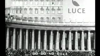 Natale a Piazza San Pietro [upl. by Sapers]