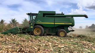 Colheita de milho em Goianira John Deere 9570sts [upl. by Hassin]