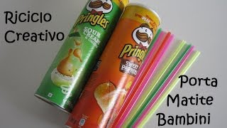 Riciclo Creativo Porta Penne  Tubi Pringles e Cannucce  Mami Crea [upl. by Anrat198]