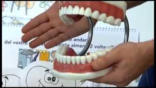 DENTALCOOP insegnare giocando ligiene orale ai bambini [upl. by Willetta]