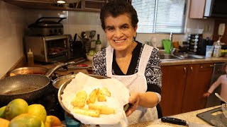 Abuela me enseña cocinar colombiano 🇨🇴 [upl. by Adnowat]